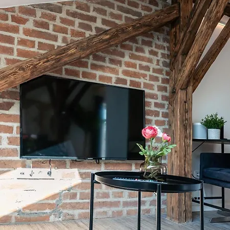 Crest - Riverside Lofts Mit Parken I Balkon I Kueche I Regendusche Apartman *